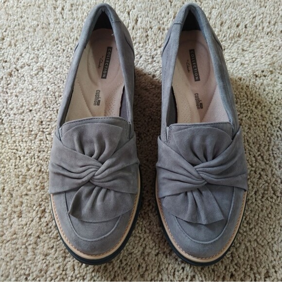Clarks Gray Loafers - Picture 5 of 11